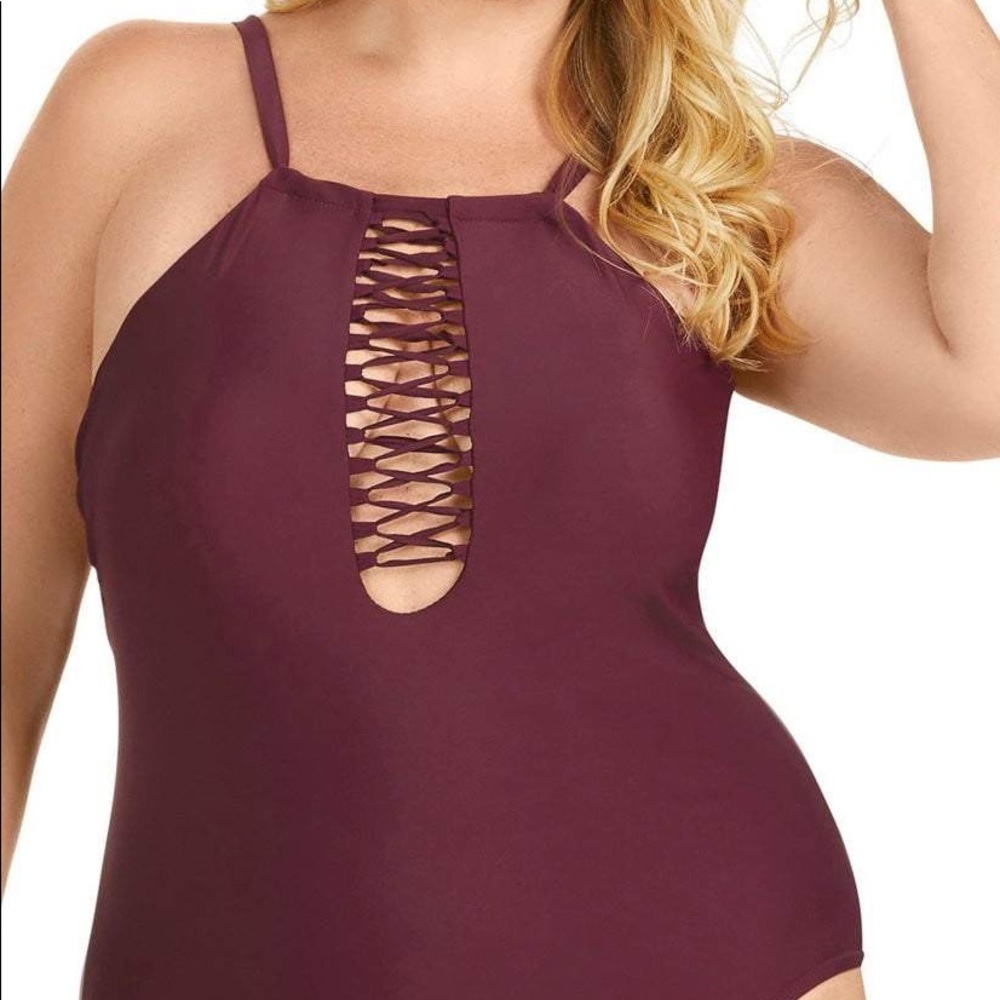 Plus Size Ola One-Piece Swimsuit